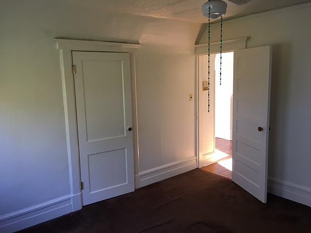 1st image of 176 Archer Ave
