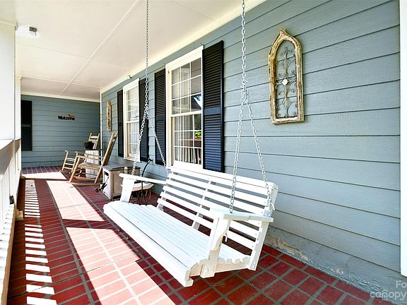 3rd image of 6506 Barry Whitaker Pl