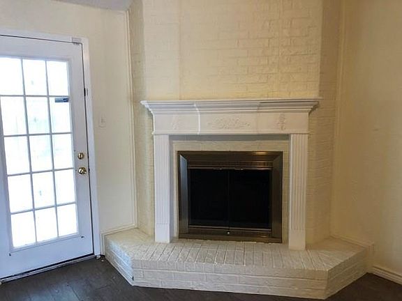 3rd image of 2634 Carrington Ln
