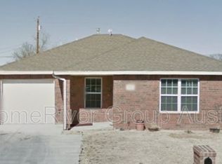 3405 E 15th Pl, Lubbock, TX 79403