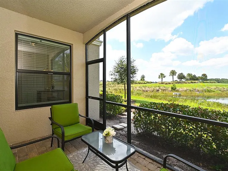 5567 Palmer Cir #104 — Photo 32