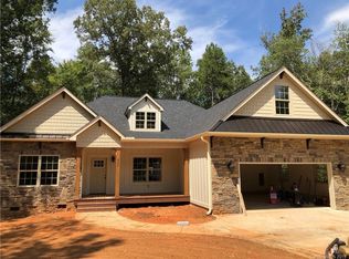 345 Woodland Glenn Rd, Clover, SC 29710
