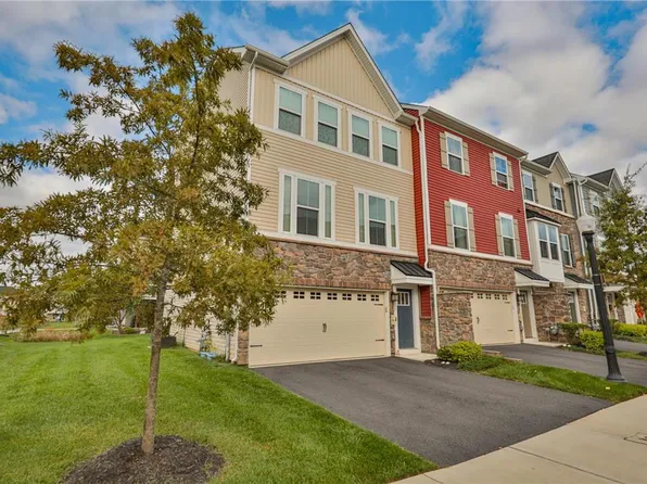 2383 Raya Way, Easton, PA 18045