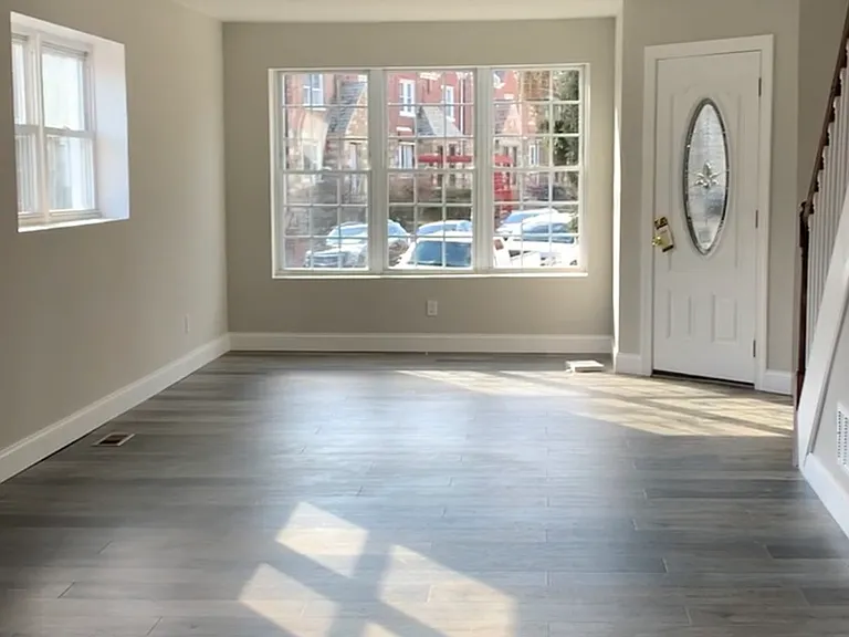 1773 Plymouth St — Photo 4