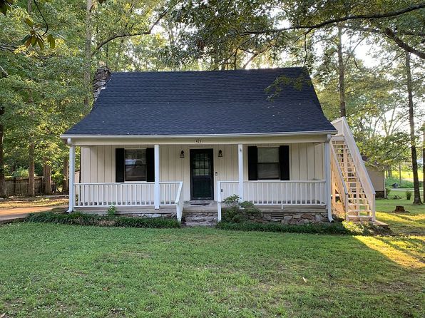 415 Cagle Cir