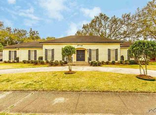 1204 Menard St, Thibodaux, LA 70301