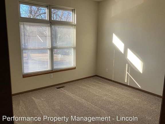 5th image of 3524 S 51st St