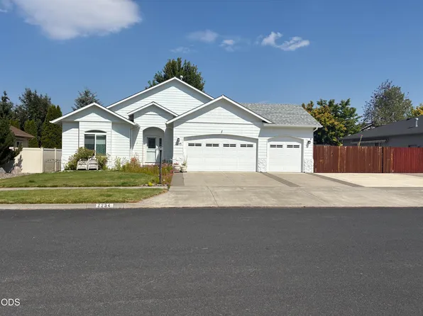 2234 SE Pilatus Ln, Bend, OR 97702
