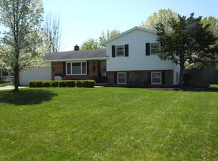 2086 Mulberry Ln, Jenison, MI 49428