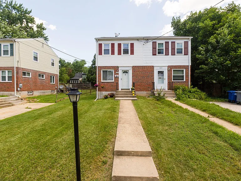 6821 Radcliffe Dr — Photo 2