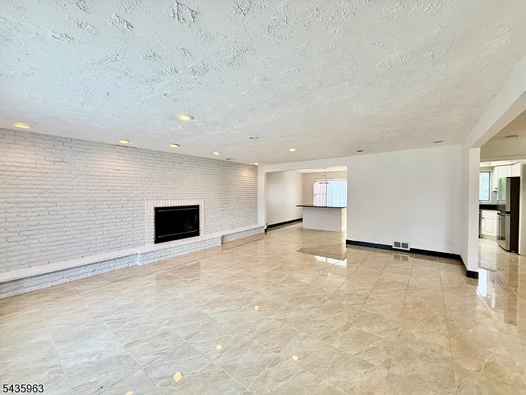 65 Wabeno Ave — Photo 10