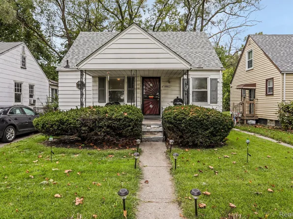 8667 Ashton Ave, Detroit, MI 48228