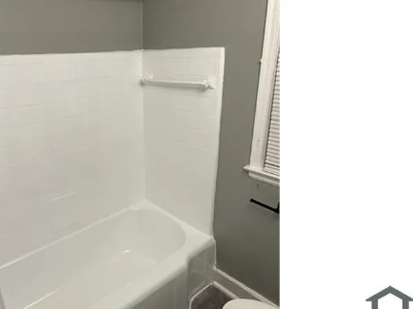 15611 Maddelein St, Detroit, MI 48205