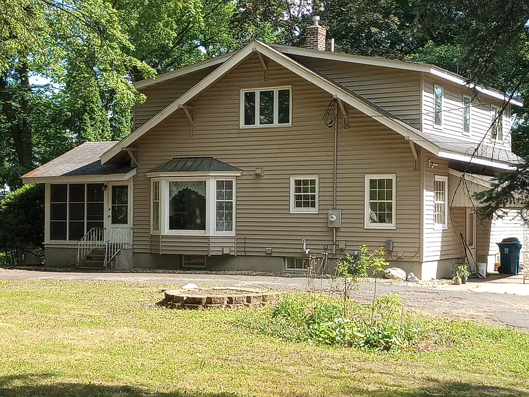 12409 Lake Street Ext — Photo 1