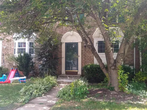 5 Boulder Ct, Cockeysville, MD 21030