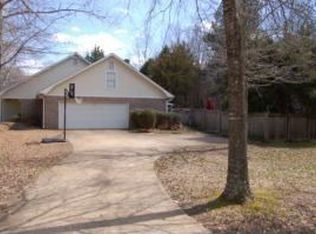 537 Road 183, Tupelo, MS 38804