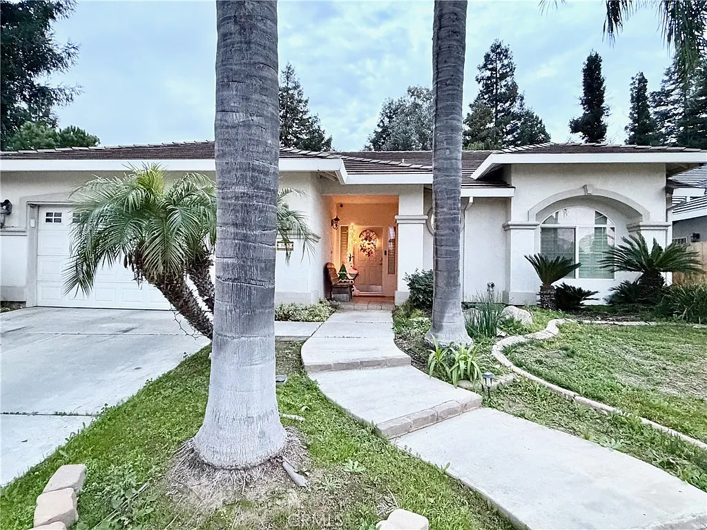 3922 Black Hawk Ave photo 1