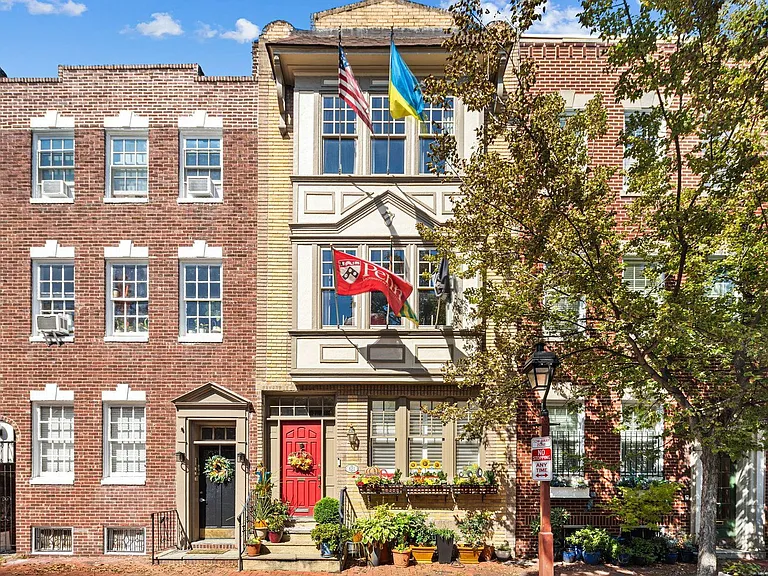 621 Pine St #1 — Photo 1