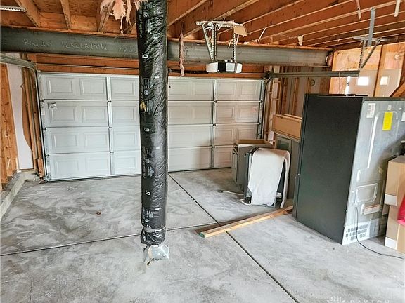 3rd image of 538 Indian Lake Dr
