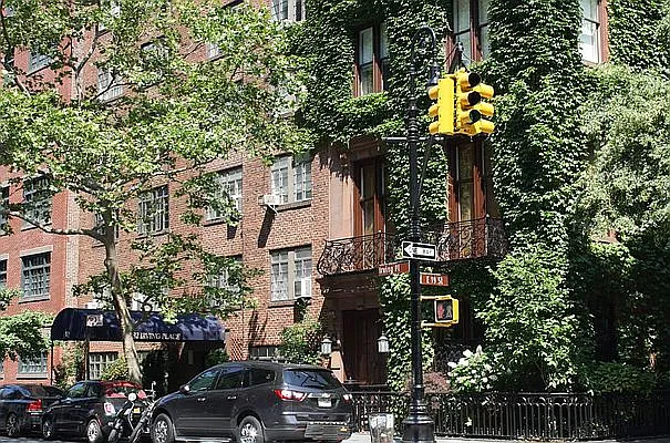 Rented by Douglas Elliman | media 7