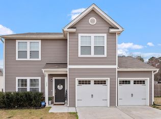 166 Norris Farm Dr, Angier, NC 27501