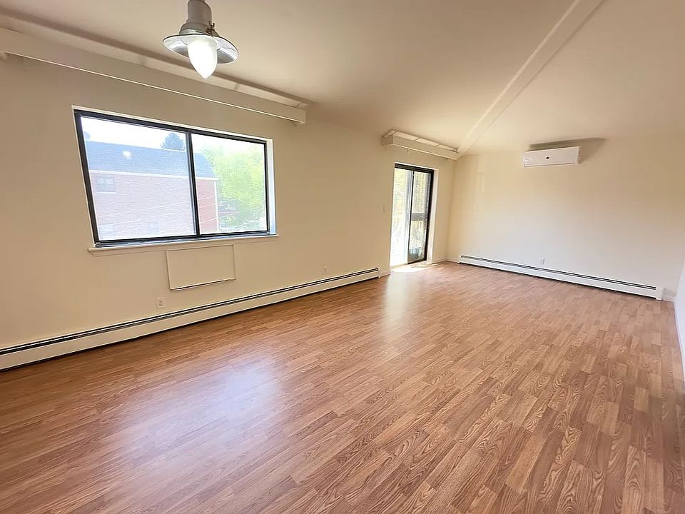 1st image of 12-1 26th Ave #2