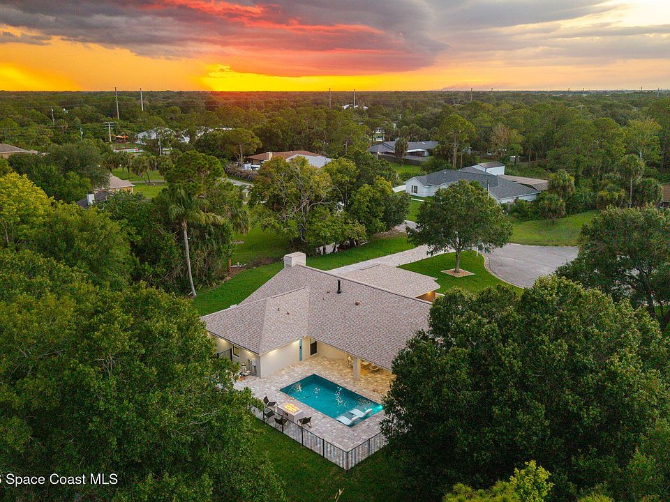 1st image of 4625 Hidden Lakes Pl