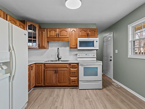 5th image of 5625 Wigwam Ct