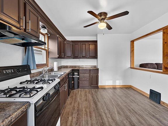 5th image of 1504 Russet STREET