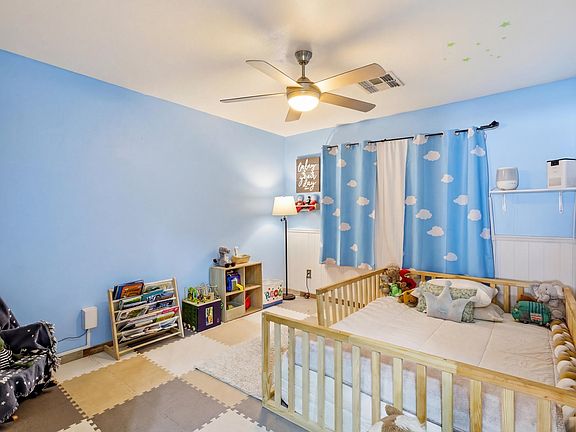 5th image of 15276 W Watson Ln