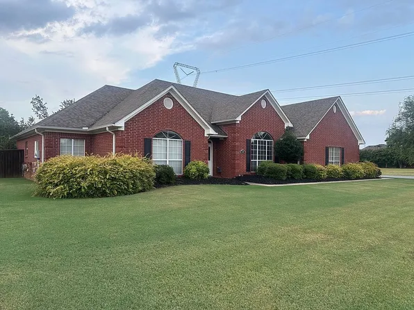 5110 Park Place Dr, Conway, AR 72034