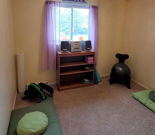 5th image of 1117 Meadowood Dr
