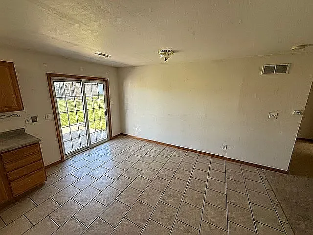 16 Cole Ct #16 — Photo 8