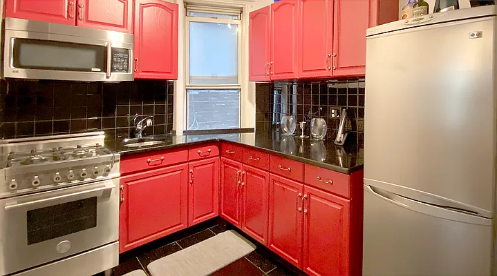 Rented by Compass | media 3