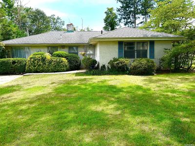207 Parkside Drive, Roslyn Heights, NY, 11577