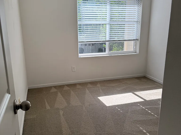 2218 NW Redelfs Way — Photo 14