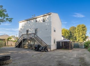 78 W 3rd St #78, Lowell, MA 01850