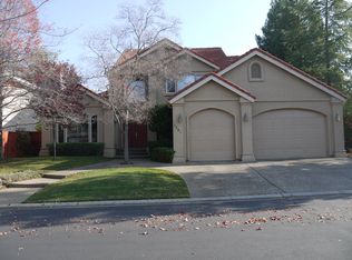 3481 Eaton Dr, Roseville, CA 95661