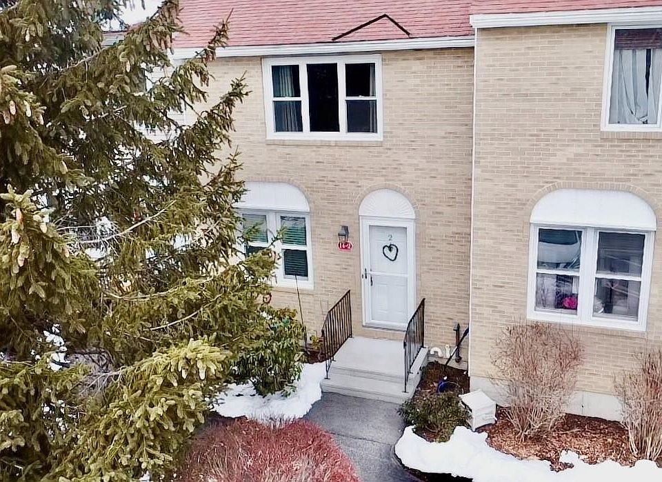 142 Oakwood Circle UNIT 142, Goffstown, NH 03045 Zillow