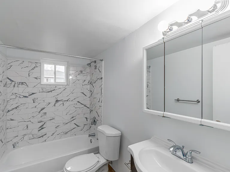 Haverford Apartments — Photo 6