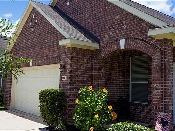 2nd image of 10810 Quill Garden Ln