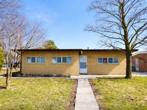 7681 Redstone Rd, Mississauga, ON L4T 2B7