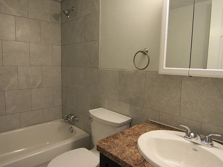 6727 59th Ave #202 — Photo 11