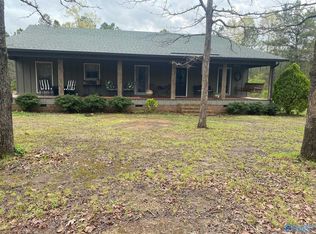 530 Perman Lake Rd, Rainbow City, AL 35906