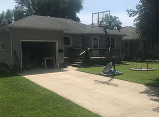 1014 11th St, Sheldon, IA 51201