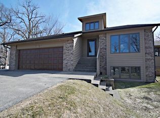 17555 Kodiak Ave, Lakeville, MN 55044
