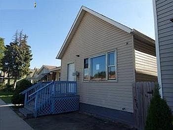 4th image of 10347 S Avenue O