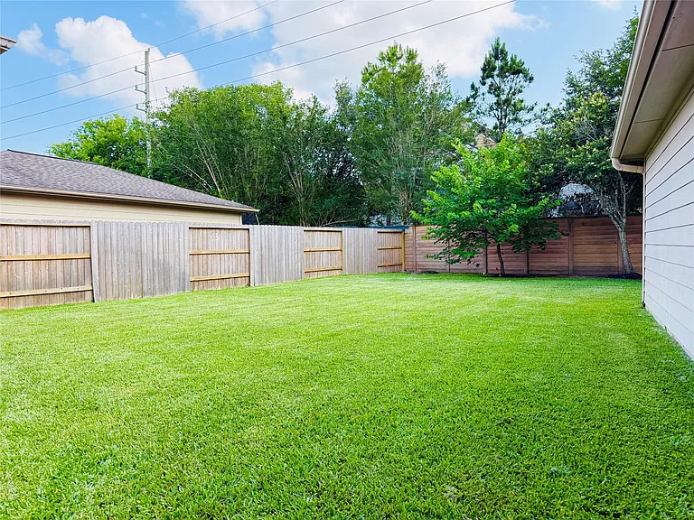 5222 Hanneck Valley Ln — Photo 39