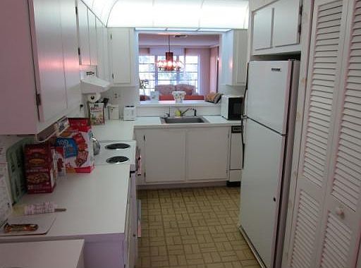 4th image of 5943 Areca Palm Ct APT H