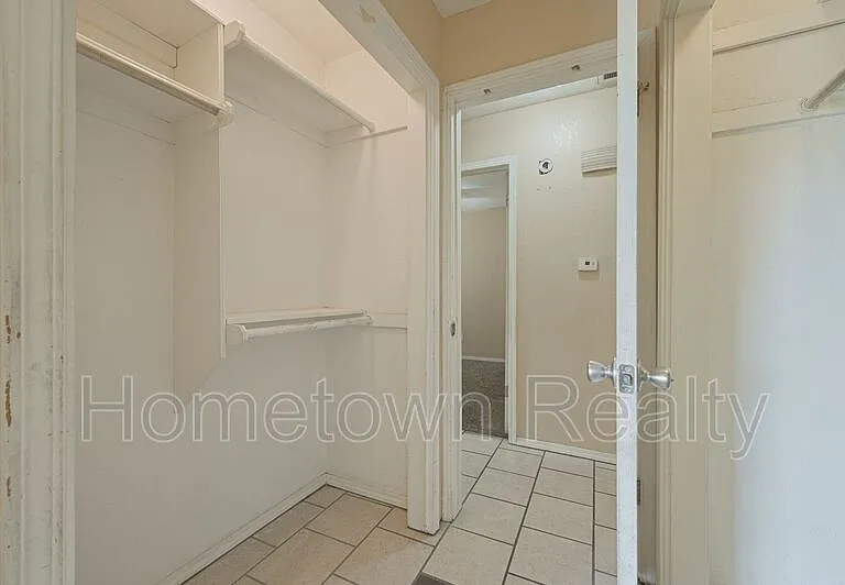 2000 Twisted Oak Cir — Photo 15
